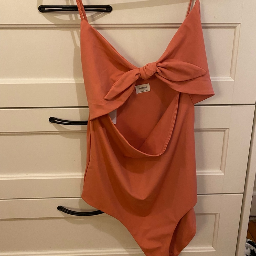 Aritzia Wilfred Noe Bodysuit - Picture 3 of 4